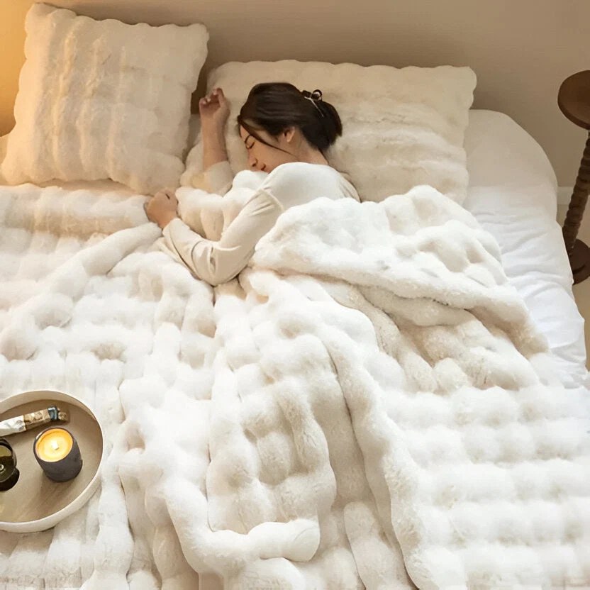 all-season-blanket-with-elegant-design-41191179_8.jpg
